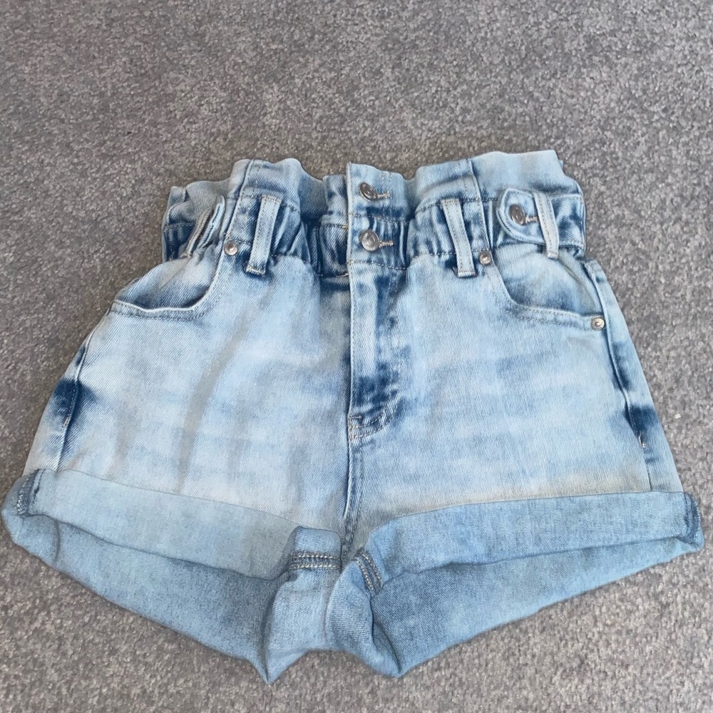 Paperbag Denim Shorts 🩳